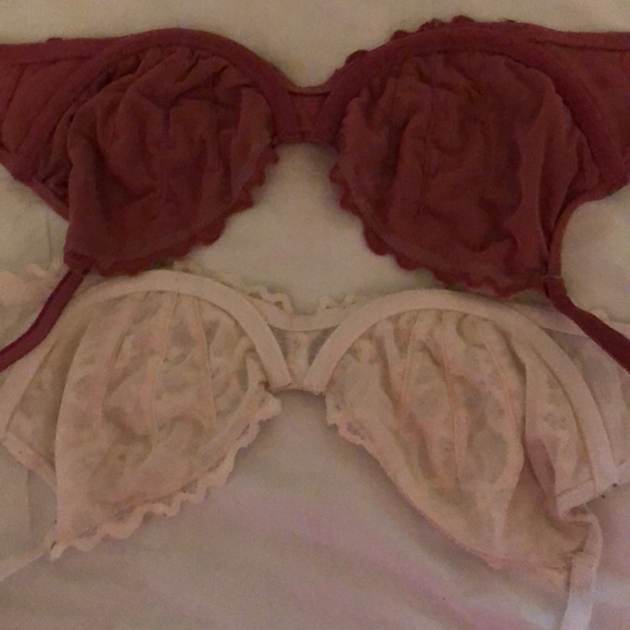 2 PINK VS bras. 34 B gently used. - Picture 3 of 3